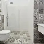 Playroom Hotel apartamentowy 4*