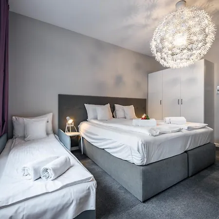Lägenhetshotell Playroom 4*