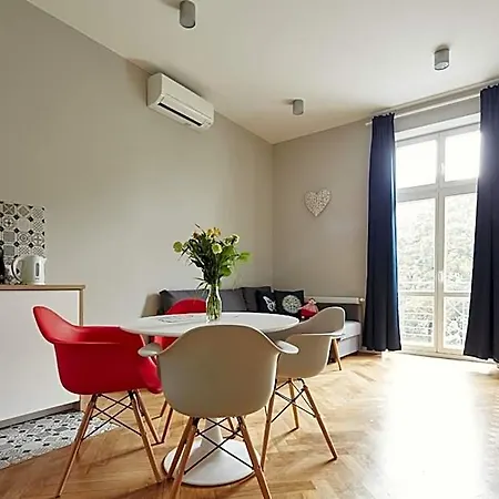 Playroom 4*