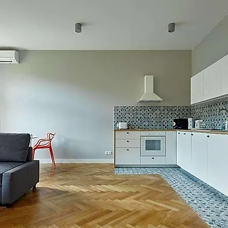 Hotel apartamentowy Playroom 4*