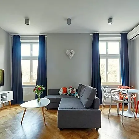 Playroom Hotel apartamentowy Kraków