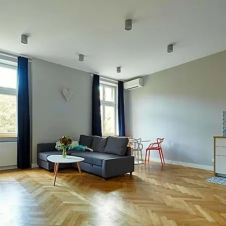 Playroom 4*