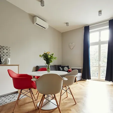 Playroom 4*