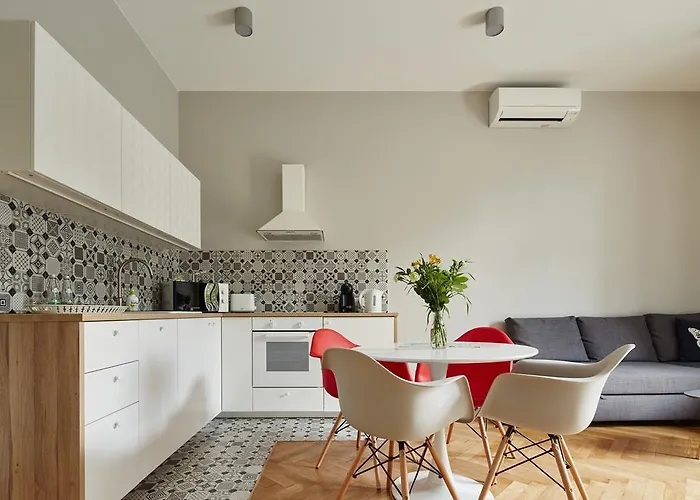 Playroom Aparthotel 4*